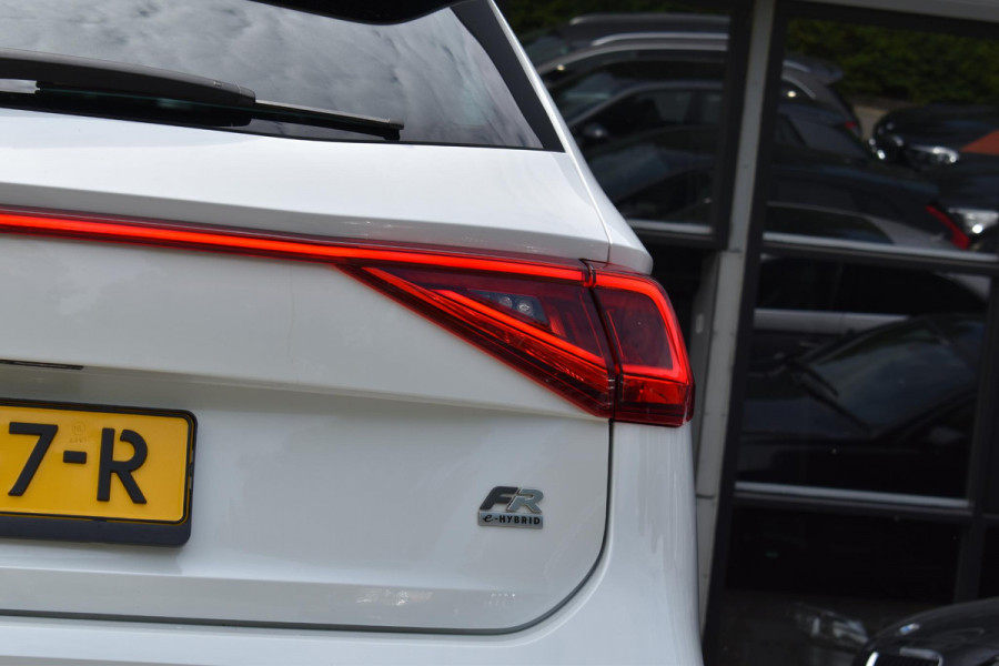 Seat Tarraco 1.4 TSI e-Hybrid Business FR Pano Kuip 360C Lane Trekhaak ACC
