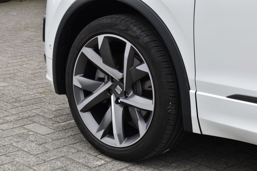 Seat Tarraco 1.4 TSI e-Hybrid Business FR Pano Kuip 360C Lane Trekhaak ACC