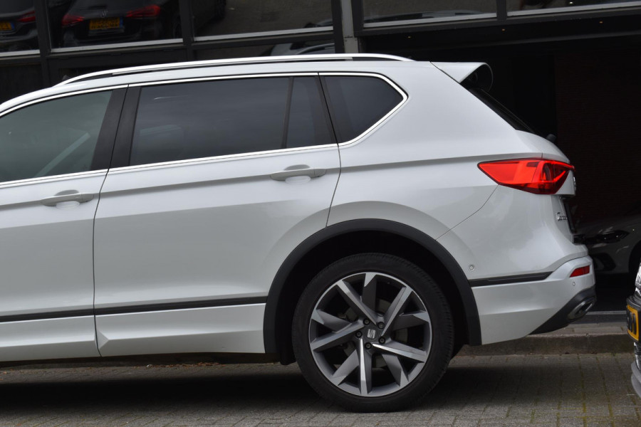 Seat Tarraco 1.4 TSI e-Hybrid Business FR Pano Kuip 360C Lane Trekhaak ACC