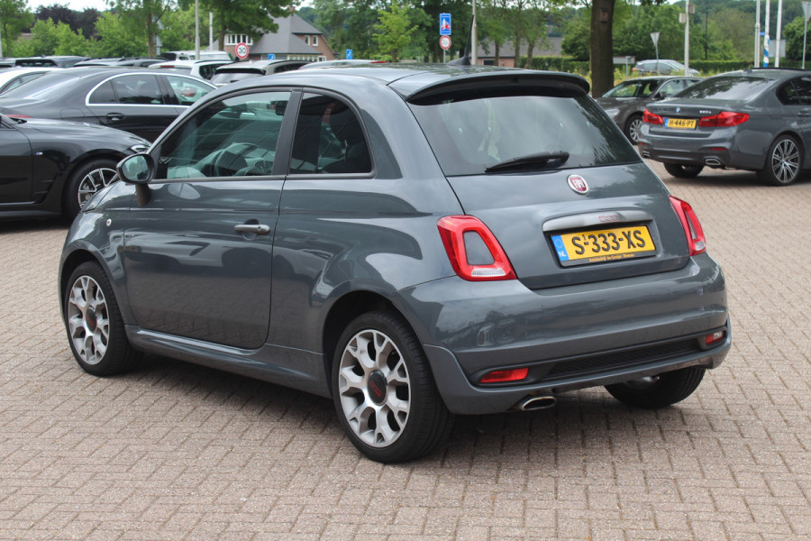 Fiat 500 1.2 Lounge / Apple CarPlay / Half leder / Parkeerhulp achter / 15'' / Beats / DAB / Bluetooth / Cruise Control / Getint glas