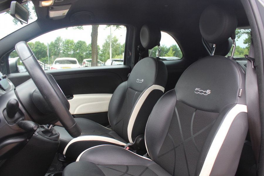 Fiat 500 1.2 Lounge / Apple CarPlay / Half leder / Parkeerhulp achter / 15'' / Beats / DAB / Bluetooth / Cruise Control / Getint glas