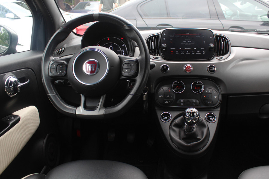 Fiat 500 1.2 Lounge / Apple CarPlay / Half leder / Parkeerhulp achter / 15'' / Beats / DAB / Bluetooth / Cruise Control / Getint glas
