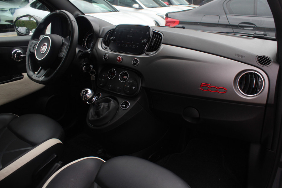 Fiat 500 1.2 Lounge / Apple CarPlay / Half leder / Parkeerhulp achter / 15'' / Beats / DAB / Bluetooth / Cruise Control / Getint glas