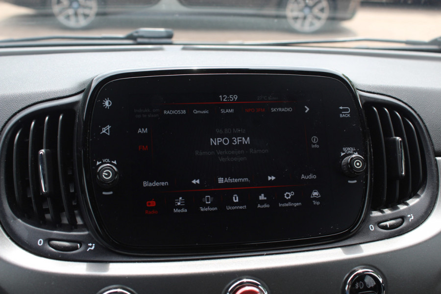 Fiat 500 1.2 Lounge / Apple CarPlay / Half leder / Parkeerhulp achter / 15'' / Beats / DAB / Bluetooth / Cruise Control / Getint glas