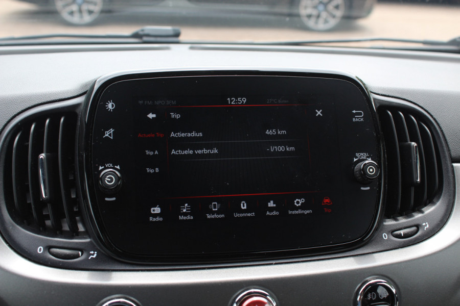 Fiat 500 1.2 Lounge / Apple CarPlay / Half leder / Parkeerhulp achter / 15'' / Beats / DAB / Bluetooth / Cruise Control / Getint glas