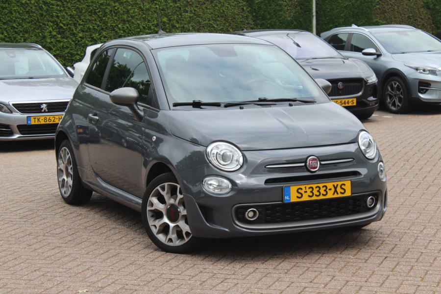 Fiat 500 1.2 Lounge / Apple CarPlay / Half leder / Parkeerhulp achter / 15'' / Beats / DAB / Bluetooth / Cruise Control / Getint glas