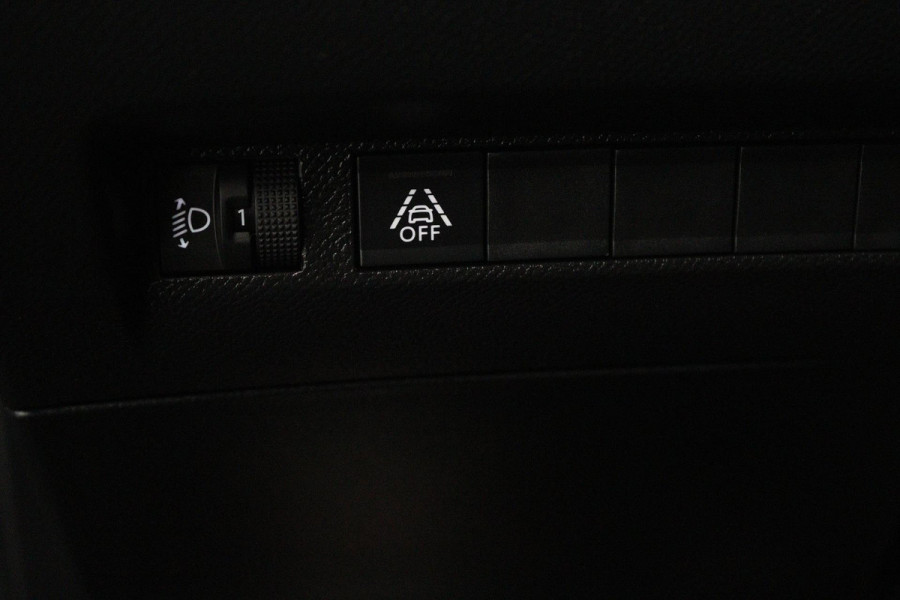 Peugeot 208 1.2 PureTech Blue Lease Active (PARKEERSENSOREN ACHTER, NAVIGATIE, BLUETOOTH, NL-AUTO, GOED ONDERHOUDEN)