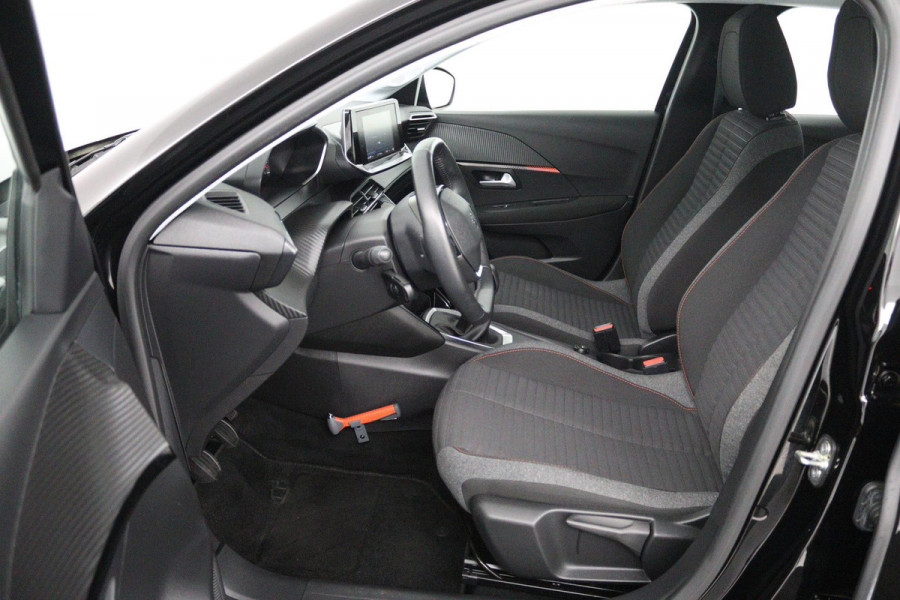Peugeot 208 1.2 PureTech Blue Lease Active (PARKEERSENSOREN ACHTER, NAVIGATIE, BLUETOOTH, NL-AUTO, GOED ONDERHOUDEN)