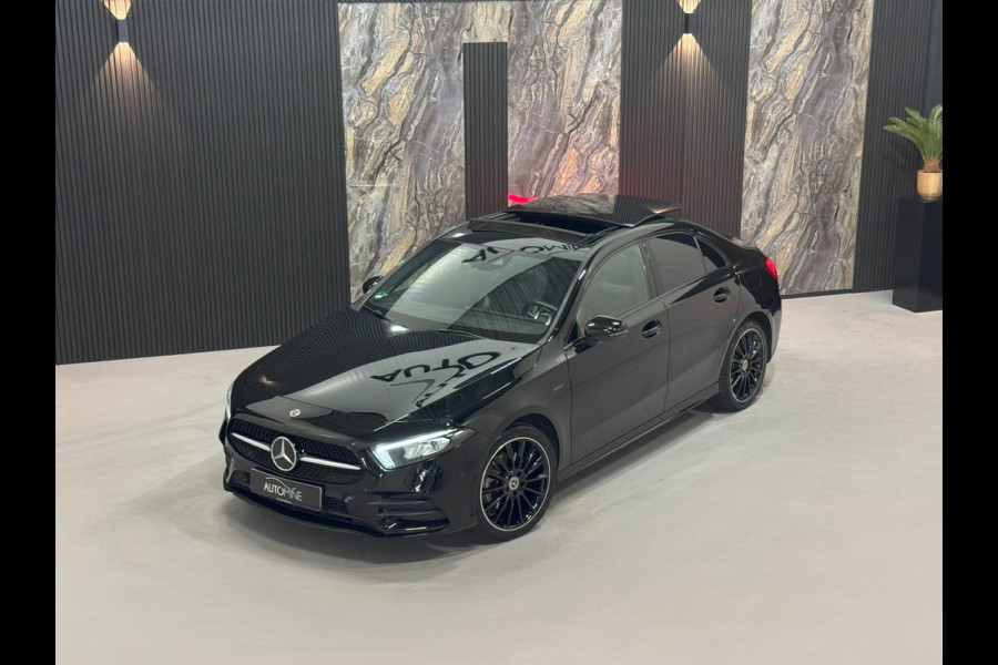 Mercedes-Benz A-Klasse 250e AMG |PANO|SFEER|BURMESTER|CAMERA|BOMVOL