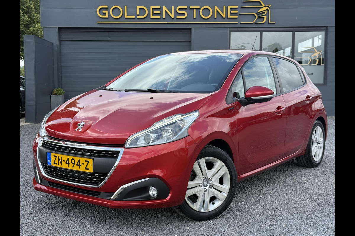 Peugeot 208 1.2 PureTech Signature Navi,Airco,Cruise,PDC,Trekhaak,Carplay,Elek ramen,N.A.P,Nieuwe APK bij Aflevering Peugeot 208 1.2 PureTech Signature Navi,Airco,Cruise,PDC,Trekhaak,Carplay,Elek ramen,N.A.P,Nieuwe APK bij Aflevering