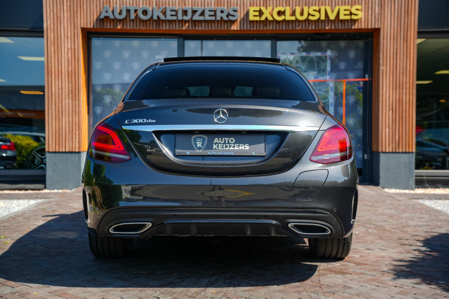 Mercedes-Benz C-Klasse 300 de AMG Line Pano Navi