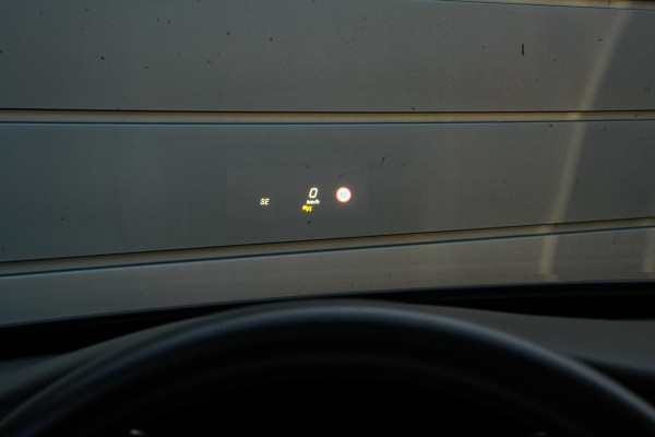 Mercedes-Benz C-Klasse 300 de AMG Line Pano Navi