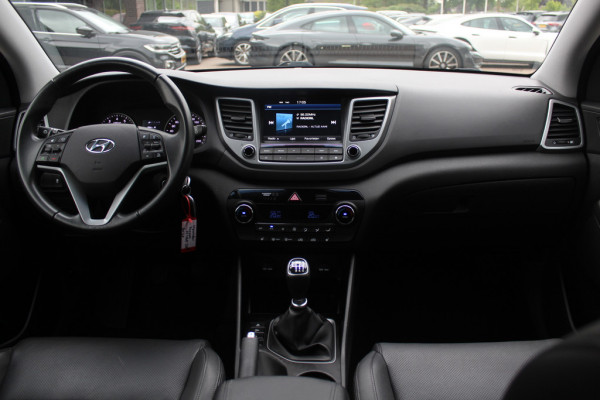 Hyundai Tucson 1.6 GDi Comfort / Trekhaak / Camera / Leder / Navigatie / 19'' / Stoelverwarming 4x / DAB / Cruise Control