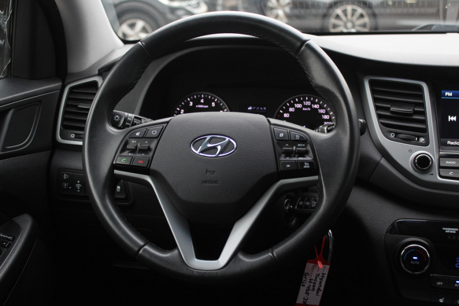 Hyundai Tucson 1.6 GDi Comfort / Trekhaak / Camera / Leder / Navigatie / 19'' / Stoelverwarming 4x / DAB / Cruise Control