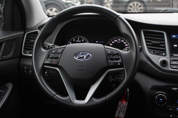 Hyundai Tucson 1.6 GDi Comfort / Trekhaak / Camera / Leder / Navigatie / 19'' / Stoelverwarming 4x / DAB / Cruise Control