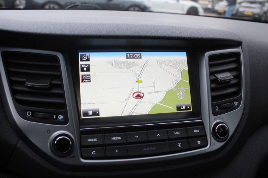 Hyundai Tucson 1.6 GDi Comfort / Trekhaak / Camera / Leder / Navigatie / 19'' / Stoelverwarming 4x / DAB / Cruise Control