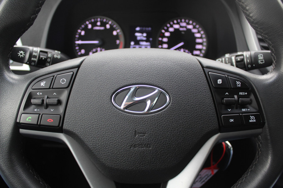 Hyundai Tucson 1.6 GDi Comfort / Trekhaak / Camera / Leder / Navigatie / 19'' / Stoelverwarming 4x / DAB / Cruise Control
