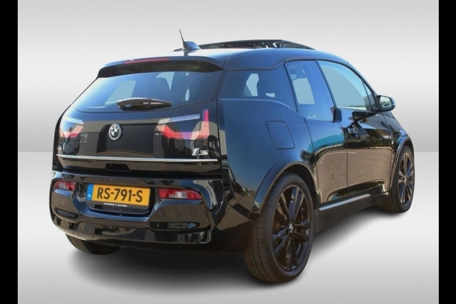 BMW i3 S iPerformance 94Ah 33 kWh / Full option! / Panoramadak / Camera / Keyless / 20'' / Warmtepomp / Harman Kardon / Apple CarPlay / DAB / Getint glas / Stoelverwarming / ACC