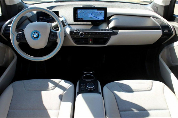 BMW i3 S iPerformance 94Ah 33 kWh / Full option! / Panoramadak / Camera / Keyless / 20'' / Warmtepomp / Harman Kardon / Apple CarPlay / DAB / Getint glas / Stoelverwarming / ACC