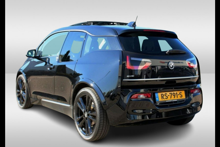 BMW i3 S iPerformance 94Ah 33 kWh / Full option! / Panoramadak / Camera / Keyless / 20'' / Warmtepomp / Harman Kardon / Apple CarPlay / DAB / Getint glas / Stoelverwarming / ACC