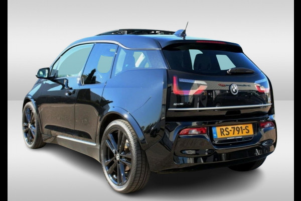 BMW i3 S iPerformance 94Ah 33 kWh / Full option! / Panoramadak / Camera / Keyless / 20'' / Warmtepomp / Harman Kardon / Apple CarPlay / DAB / Getint glas / Stoelverwarming / ACC