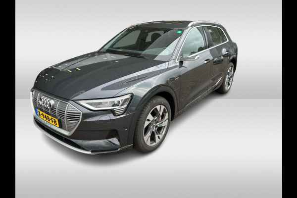 Audi e-tron e-tron 55 quattro advanced Pro Line Plus 95 kWh / Panoramadak / Camera / Head-up / 20'' / Luchtvering / B&O / Softclose / Keyless / DAB / Sportstoelen / Stoelverwarming / ACC