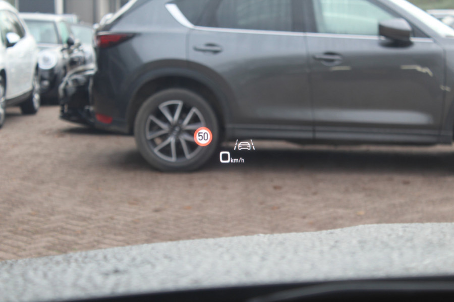 Audi e-tron e-tron 55 quattro advanced Pro Line Plus 95 kWh / Panoramadak / Camera / Head-up / 20'' / Luchtvering / B&O / Softclose / Keyless / DAB / Sportstoelen / Stoelverwarming / ACC