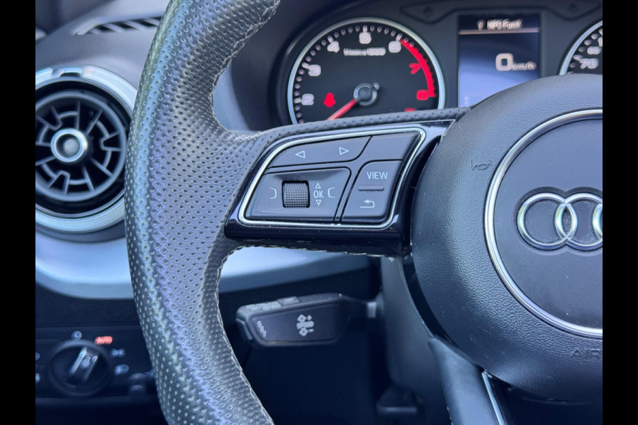 Audi Q2 35 TFSI S Edition Pano/Matrix/Alcantara
