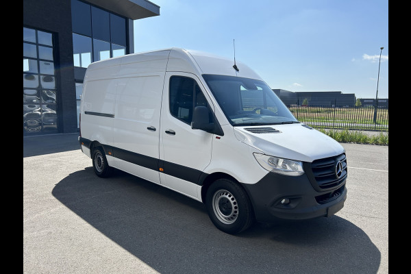 Mercedes-Benz Sprinter 314 CDI RWD L2 H2 MBUX / 360 Camera / Navigatie / Airco / Parkeersensoren / 270 Graden achterdeuren
