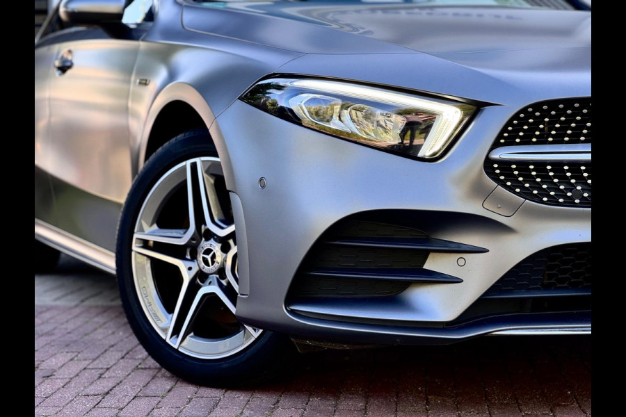 Mercedes-Benz A-Klasse 250 e Premium Magno/Pano/MBLight
