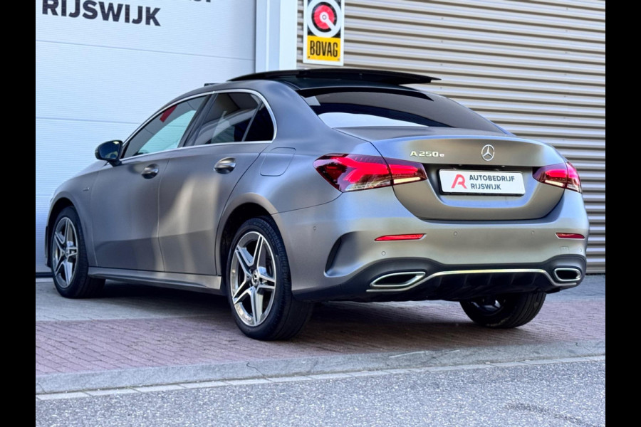 Mercedes-Benz A-Klasse 250 e Premium Magno/Pano/MBLight