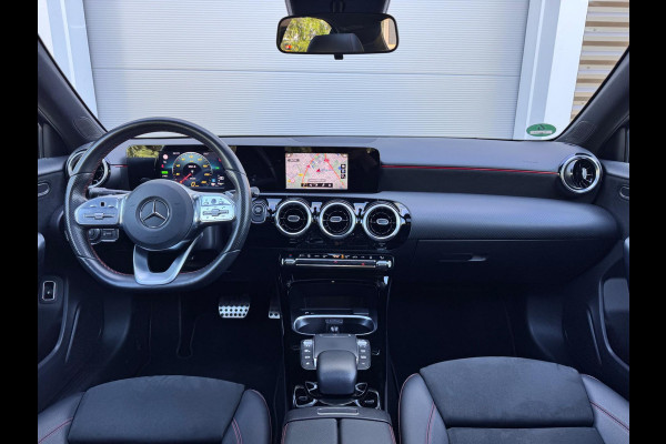 Mercedes-Benz A-Klasse 250 e Premium Magno/Pano/MBLight