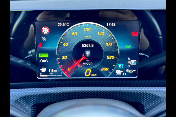 Mercedes-Benz A-Klasse 250 e Premium Magno/Pano/MBLight
