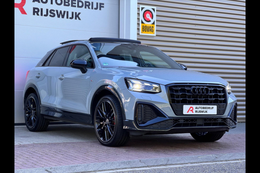 Audi Q2 35 TFSI Edition one Pano/Matrix/Leer/Dodehoek