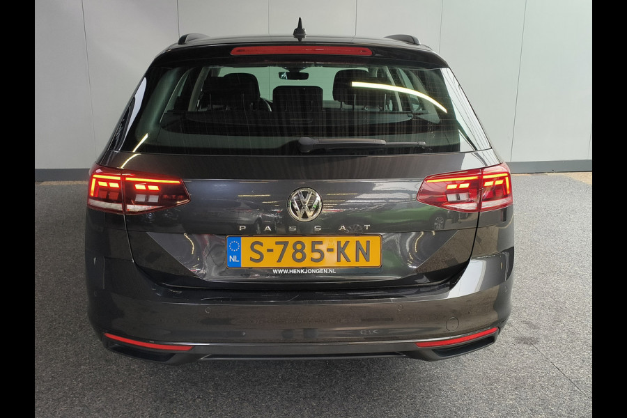 Volkswagen Passat Variant 1.5 TSI Comfort Business DSG-AUTOMAAT uit 2020 Rijklaar + 12 maanden Bovag-garantie Henk Jongen Auto's in Helmond,  al 50 jaar service zoals 't hoort!