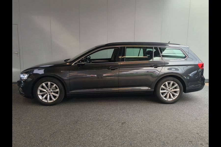 Volkswagen Passat Variant 1.5 TSI Comfort Business DSG-AUTOMAAT uit 2020 Rijklaar + 12 maanden Bovag-garantie Henk Jongen Auto's in Helmond,  al 50 jaar service zoals 't hoort!
