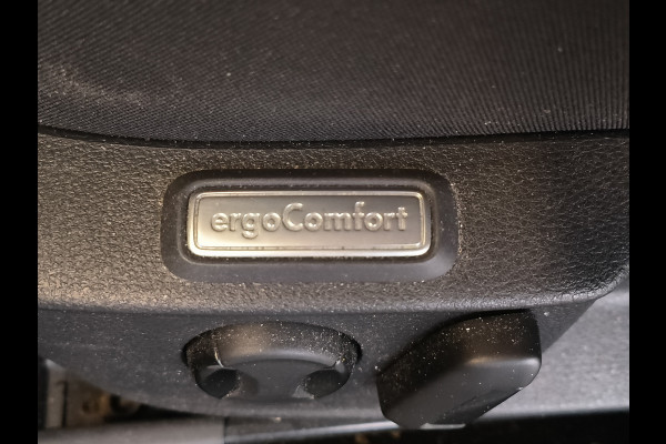 Volkswagen Passat Variant 1.5 TSI Comfort Business DSG-AUTOMAAT uit 2020 Rijklaar + 12 maanden Bovag-garantie Henk Jongen Auto's in Helmond,  al 50 jaar service zoals 't hoort!