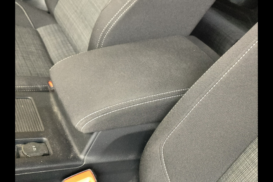 Volkswagen Passat Variant 1.5 TSI Comfort Business DSG-AUTOMAAT uit 2020 Rijklaar + 12 maanden Bovag-garantie Henk Jongen Auto's in Helmond,  al 50 jaar service zoals 't hoort!