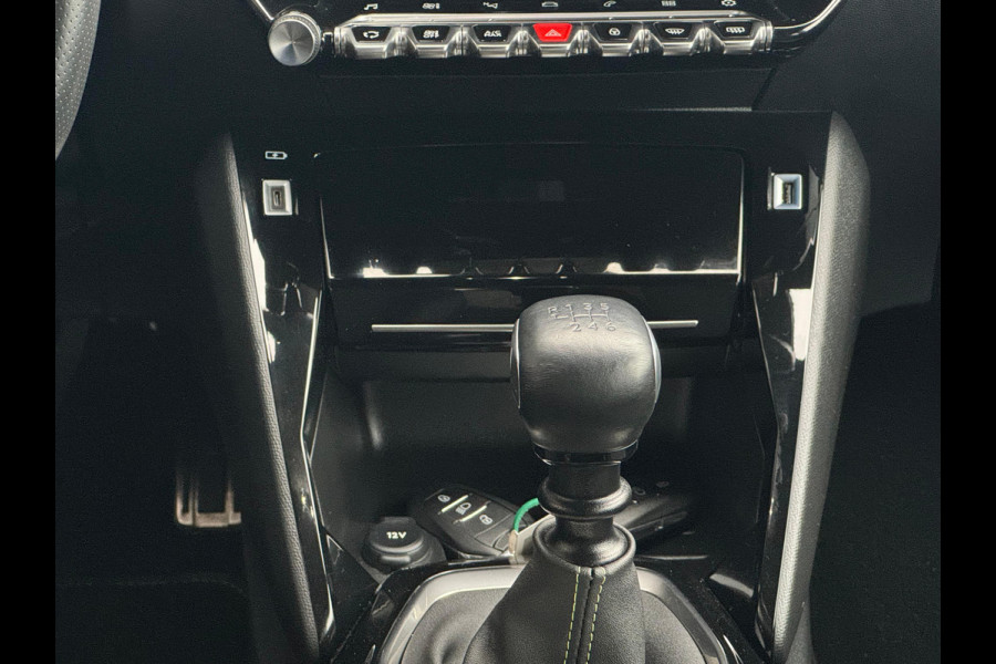 Peugeot 208 1.2 PureTech GT NAVI | CARPLAY | 1/2 LEDER