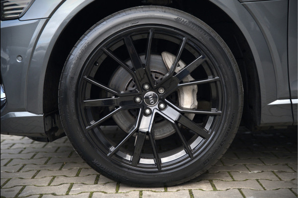 Audi e-tron Sportback 50 quattro S edition 71 kWh | RS Seats | Diamond Stitch | Panoramadak | S-Line | Keyless | Memory Seats | Stoelverwarming | Ambiance Verlichting | Camera | Adaptive Cruise Control | Leer | Matrix LED | Luchtvering |