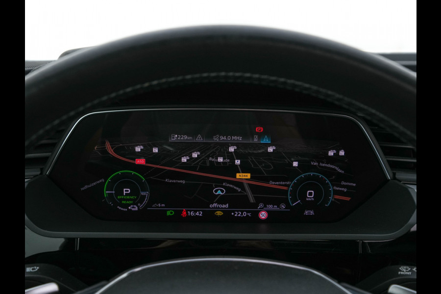 Audi e-tron 50 Quattro S-Line Launch-Edition-Black 71 kWh (INCL-BTW) *PANO | LEATHER-MICROFIBRE | DIGI-COCKPIT | FULL-LED | MEMORY-PACK | ADAPTIVE-CRUISE | HEATED-SPORTSEATS | NAVI-FULLMAP | KEYLESS | SHIFT-PADDLES | 20"ALU*