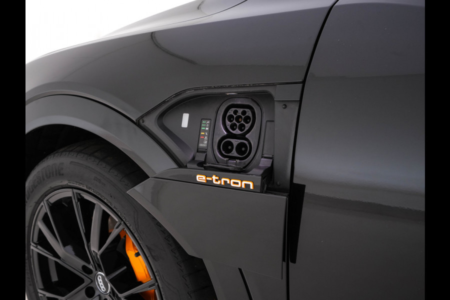 Audi e-tron 50 Quattro S-Line Launch-Edition-Black 71 kWh (INCL-BTW) *PANO | LEATHER-MICROFIBRE | DIGI-COCKPIT | FULL-LED | MEMORY-PACK | ADAPTIVE-CRUISE | HEATED-SPORTSEATS | NAVI-FULLMAP | KEYLESS | SHIFT-PADDLES | 20"ALU*
