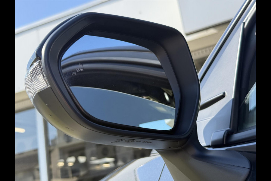 Toyota Yaris Cross 1.5 Hybrid 130PK Dynamic Comfort Pack | Dodehoekherkenning, Parkeersensoren, Stoel + Stuurverwarming, Apple CarPlay, Keyless