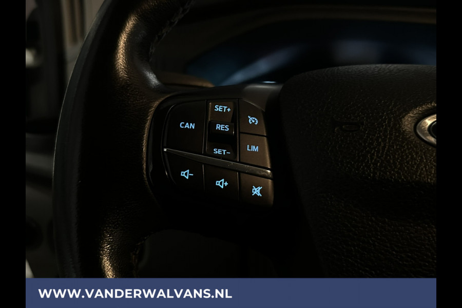 Ford Transit 2.0 TDCI 131pk L3H3 Euro6 Airco | Camera | Cruisecontrol | Parkeersensoren bijrijdersbank, verwarmde voorruit, 2800kg trekvermogen