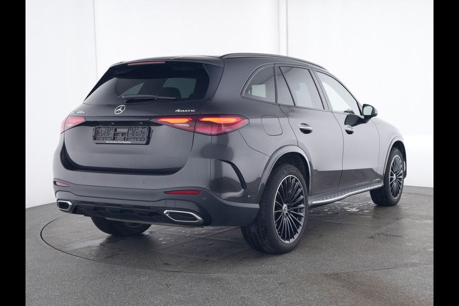 Mercedes-Benz GLC 300 e 4MATIC AMG Plug-In Hybride |AMG Line Premium | Night Pakket | 20 Inch AMG Velgen | Stuur en Stoelverwarming | Inclusief 24 maanden MB Certified garantie voor Europa.