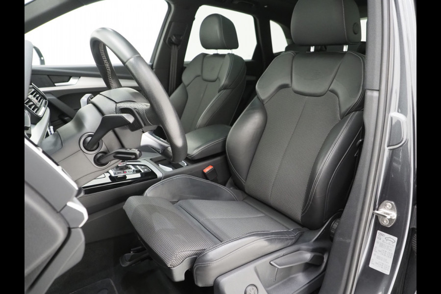 Audi Q5 55 TFSI e quattro Competition | Panoramadak | Keyless | Camera | Virtual | Cruise | Carplay