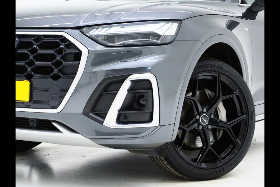 Audi Q5 55 TFSI e quattro Competition | Panoramadak | Keyless | Camera | Virtual | Cruise | Carplay