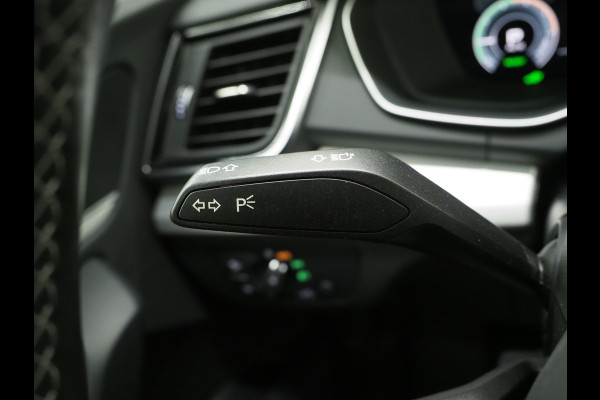 Audi Q5 55 TFSI e quattro Competition | Panoramadak | Keyless | Camera | Virtual | Cruise | Carplay