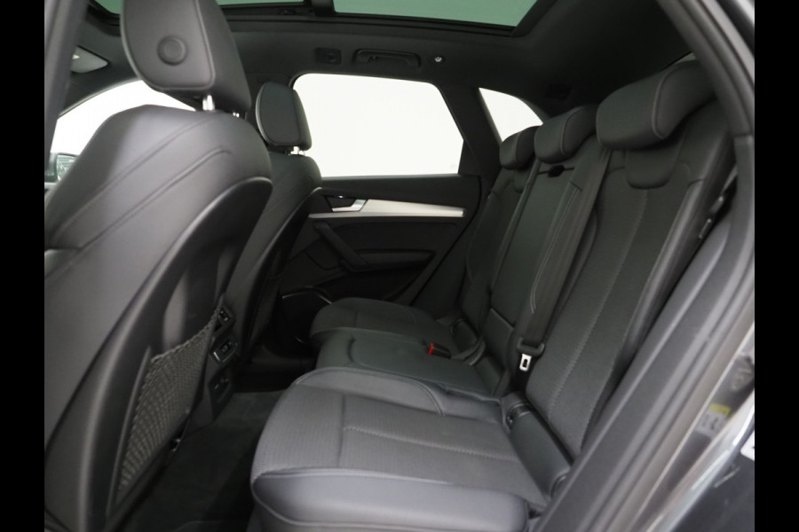 Audi Q5 55 TFSI e quattro Competition | Panoramadak | Keyless | Camera | Virtual | Cruise | Carplay