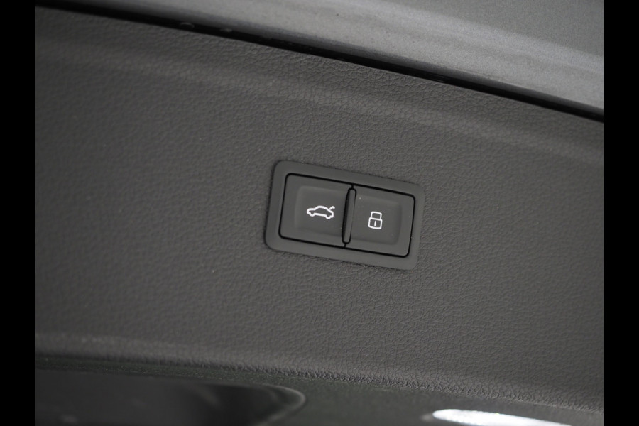 Audi Q5 55 TFSI e quattro Competition | Panoramadak | Keyless | Camera | Virtual | Cruise | Carplay